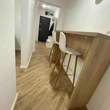 شقة Enescu Flat سوتْشافا المظهر الخارجي الصورة